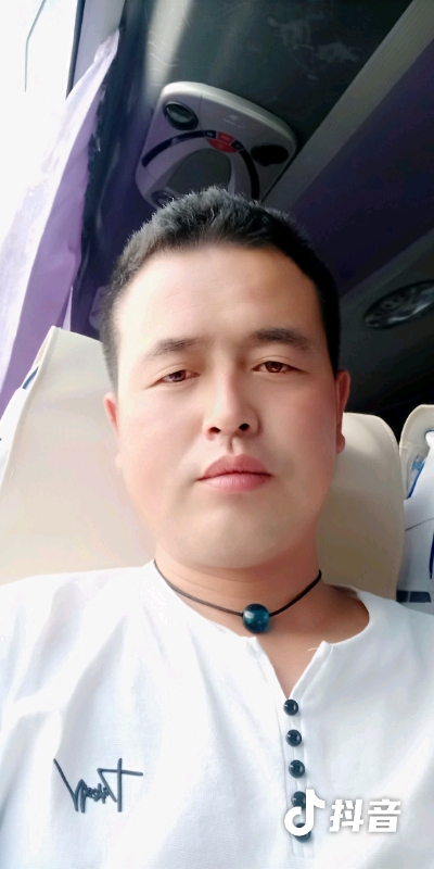 瞬间被爱上的第一张照片--宁化交友网
