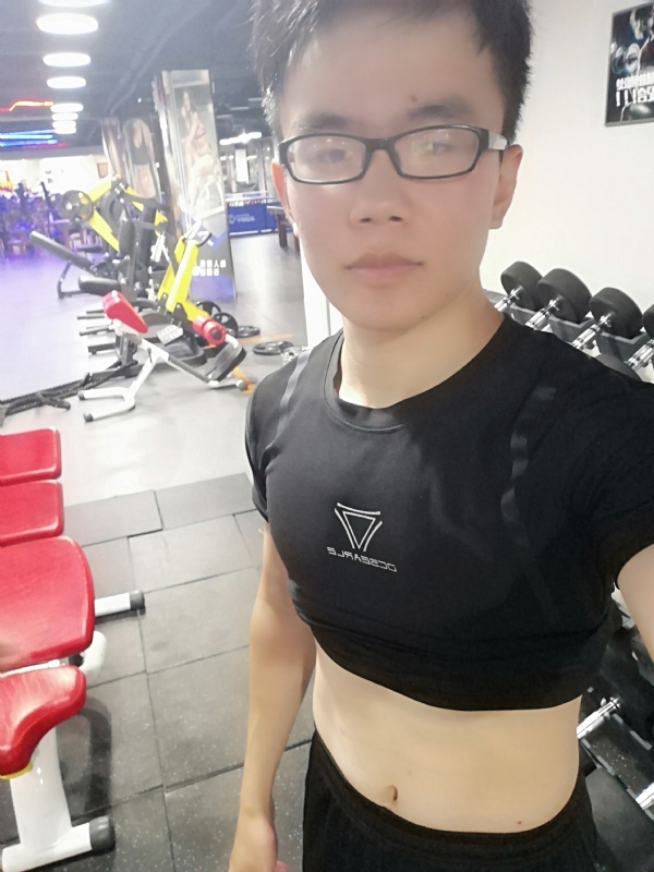 石榴裙下的第一张照片--宁化交友网