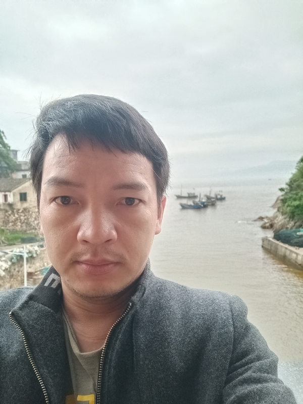 啊亮的第一张照片--宁化交友网
